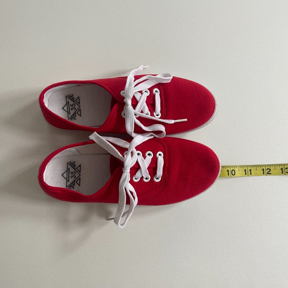 Women's Red Canvas Lace-up Shoes Sz 5 - Picture 5 of 7